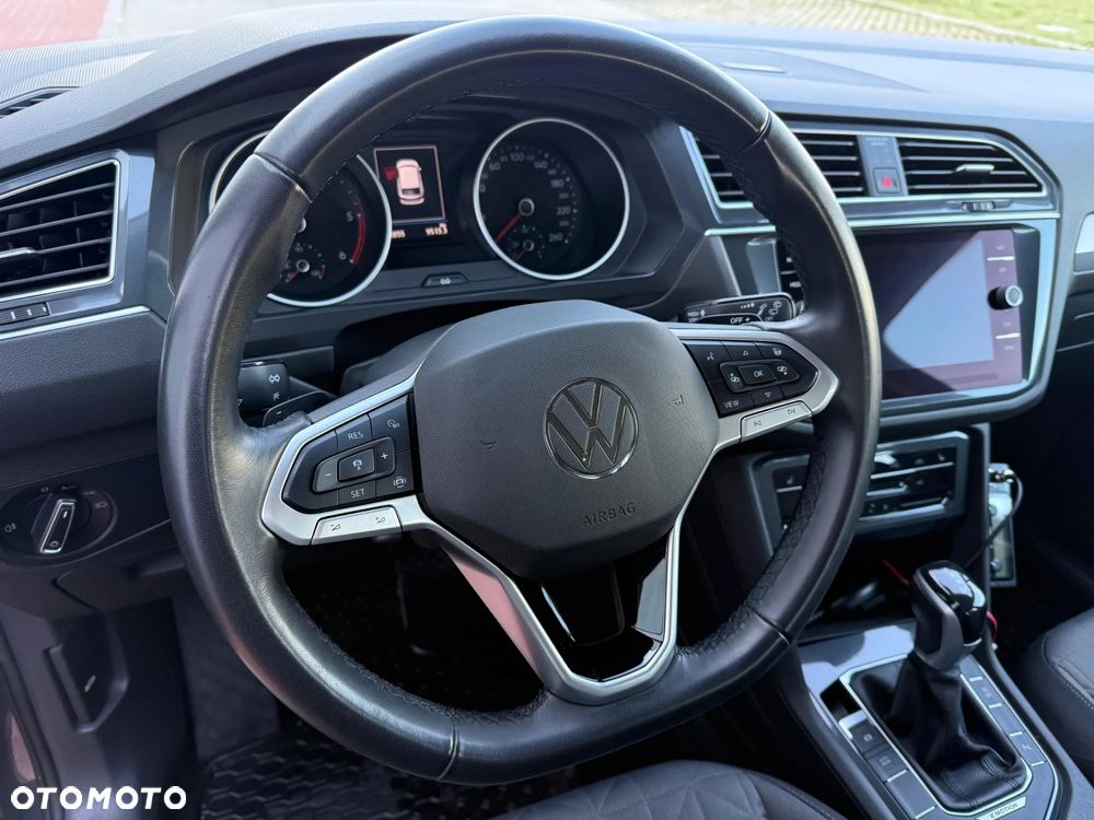 Volkswagen Tiguan 2.0 TDI SCR 4MotION DSG Elegance - 23