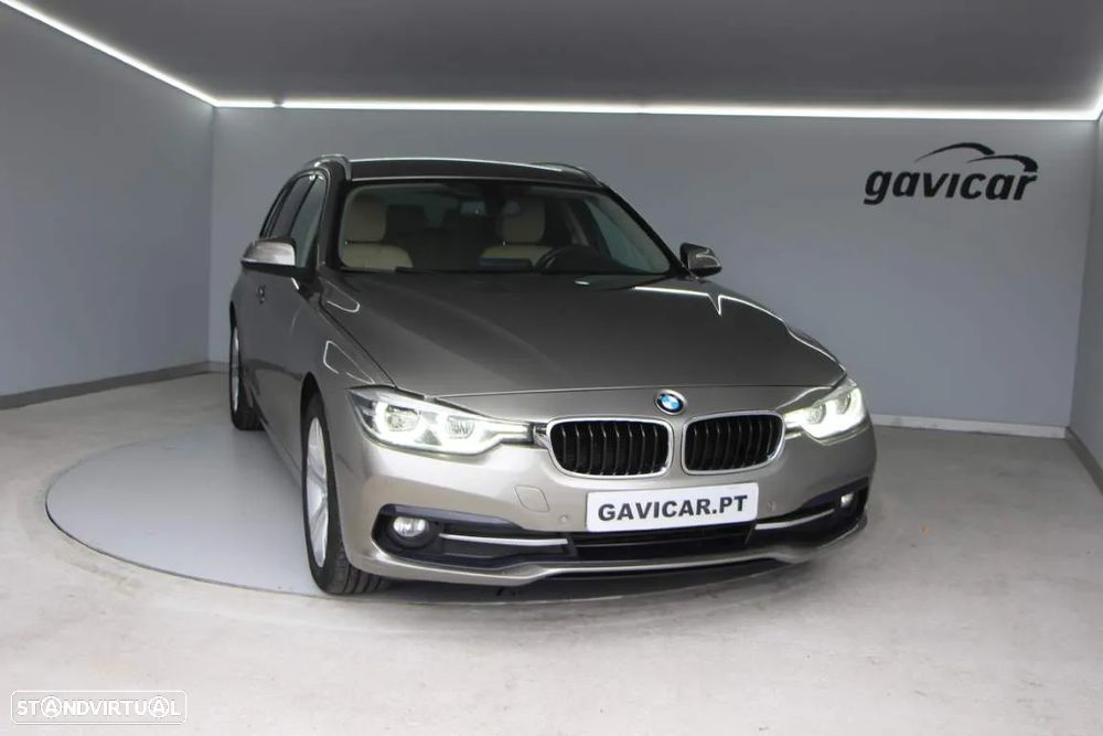 BMW 318 d Touring Auto - 23
