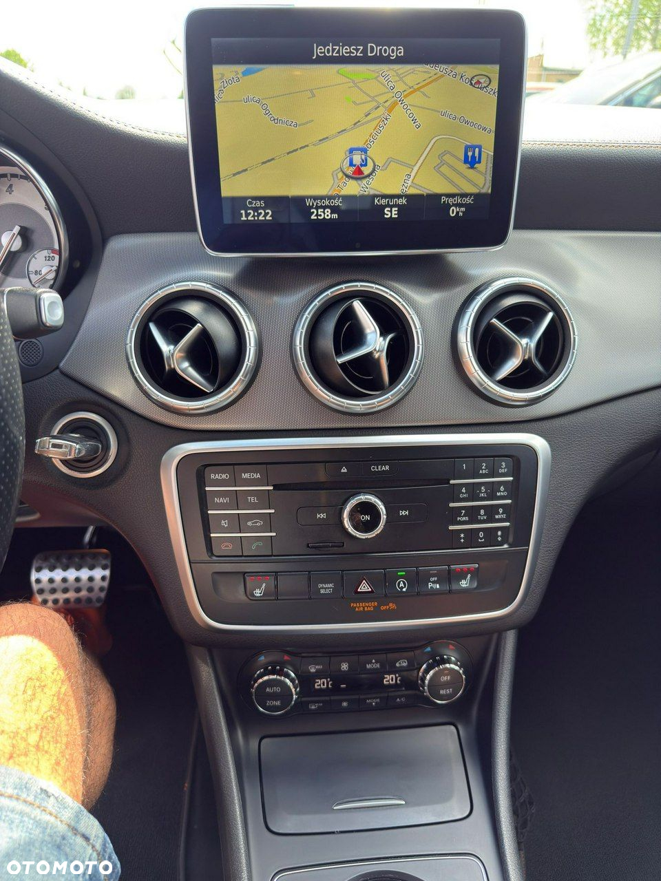 Mercedes-Benz CLA Shooting Brake 220 (CDI) d 4Matic 7G-DCT Orange Art Edition - 15