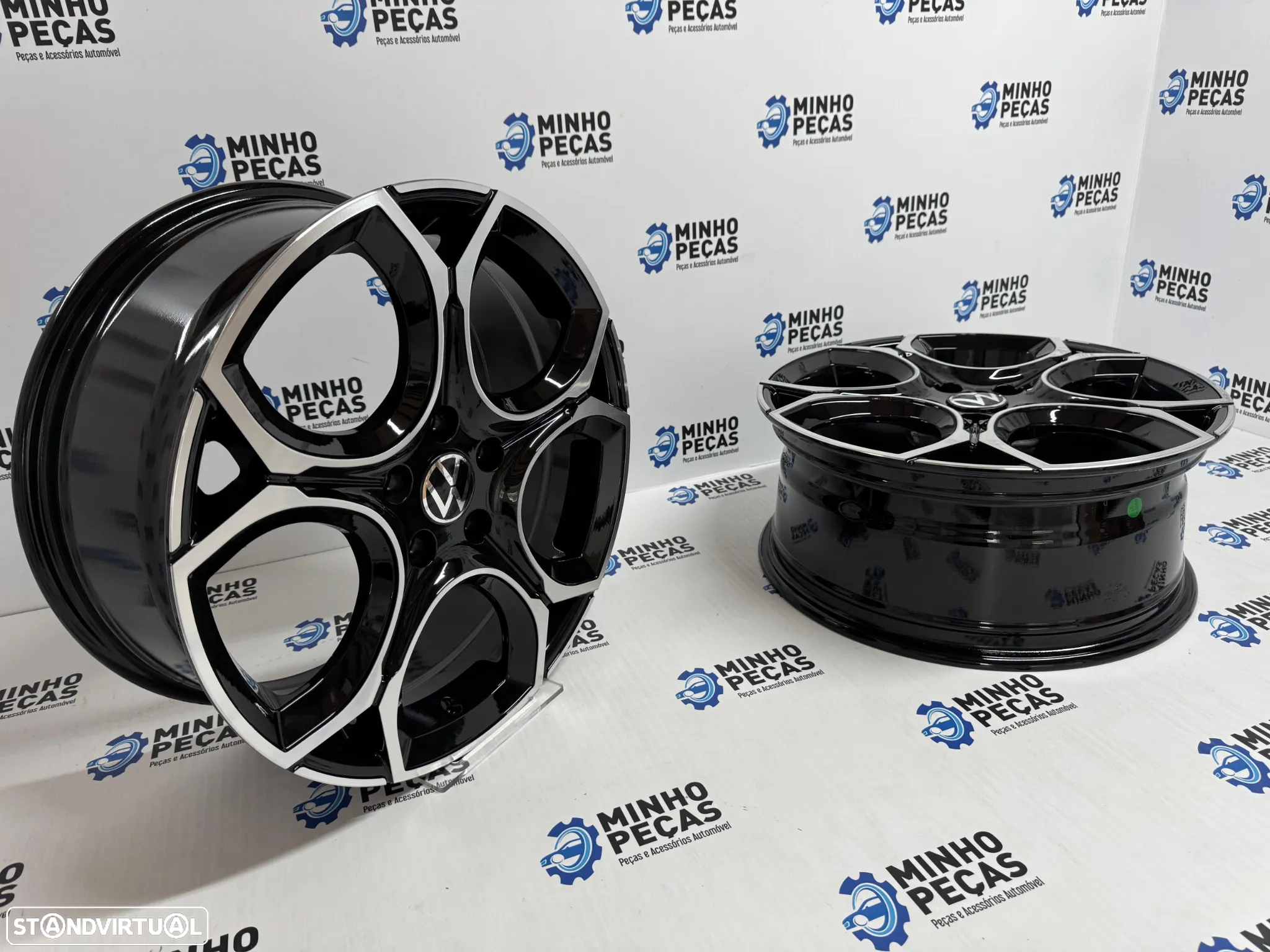 Jantes Vw Golf VIII GTI em 18 Preto Polido - 7