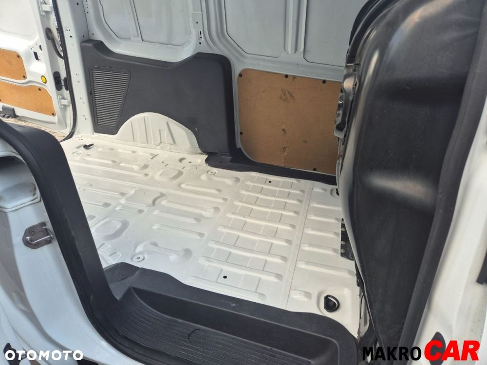 Ford Transit Connect - 14