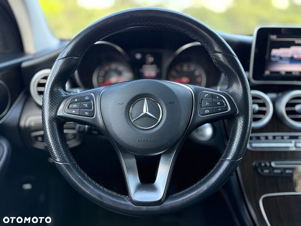 Mercedes-Benz GLC 300 4-Matic - 15