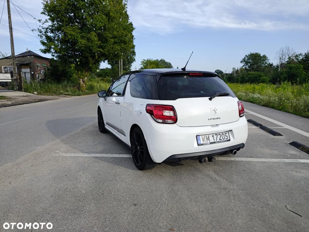 Citroën DS3 1.6 e-HDi SoChic - 5