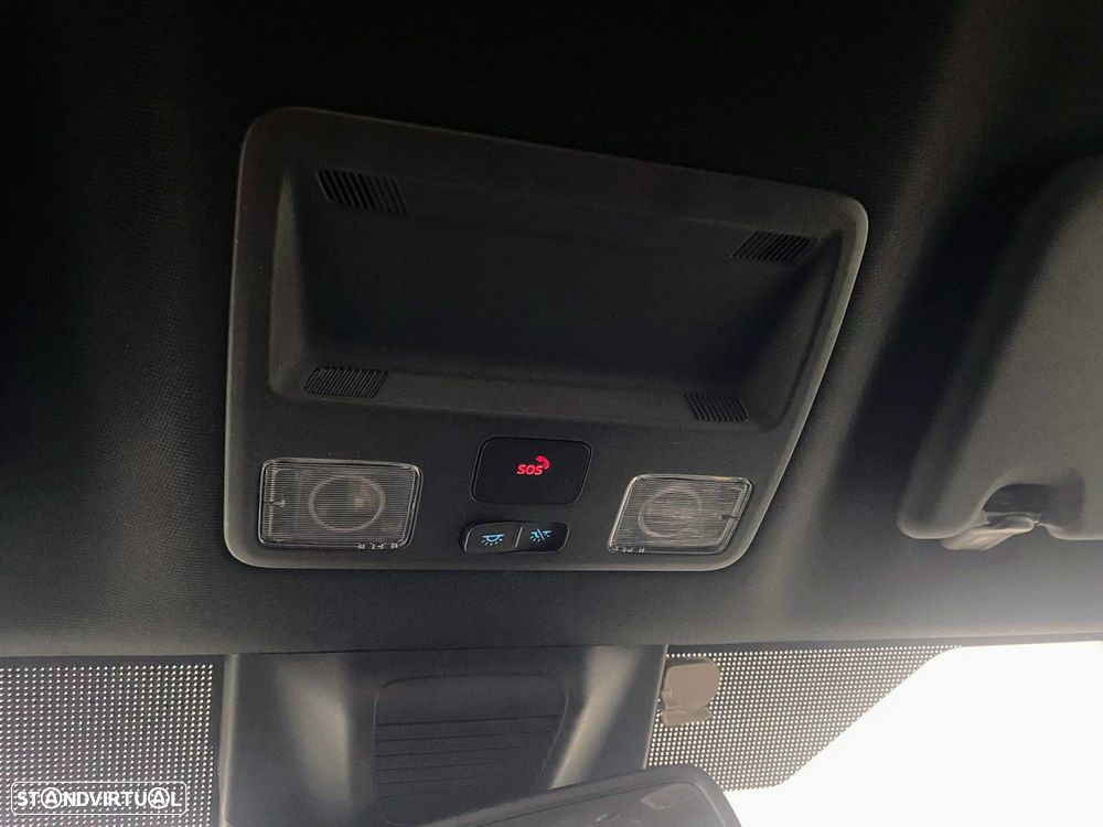 Ford Focus 1.0 EcoBoost MHEV ST-Line - 22