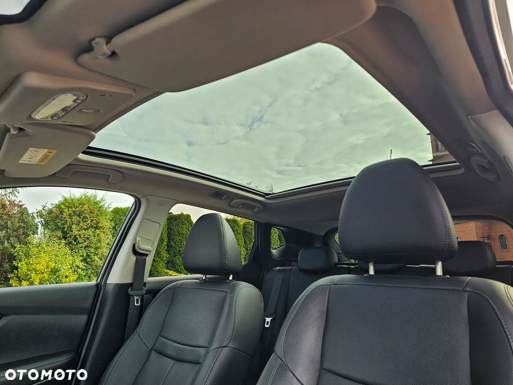 Nissan Qashqai 1.2 DIG-T TEKNA+ - 22