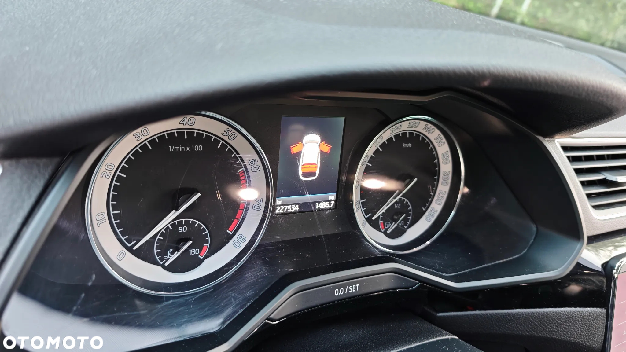 Skoda Superb 1.8 TSI L&K DSG - 12