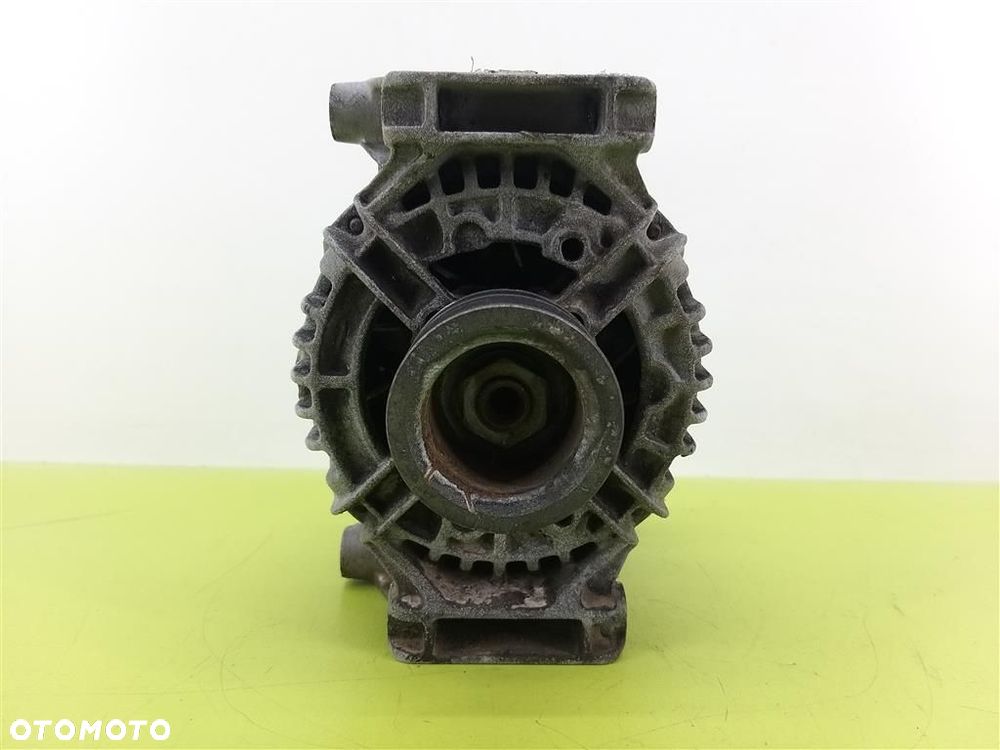 Alternator Opel Vectra C 2002-2008 2,2 BENZYNA BOSCH 2 PINY ORYGINAŁ - 1