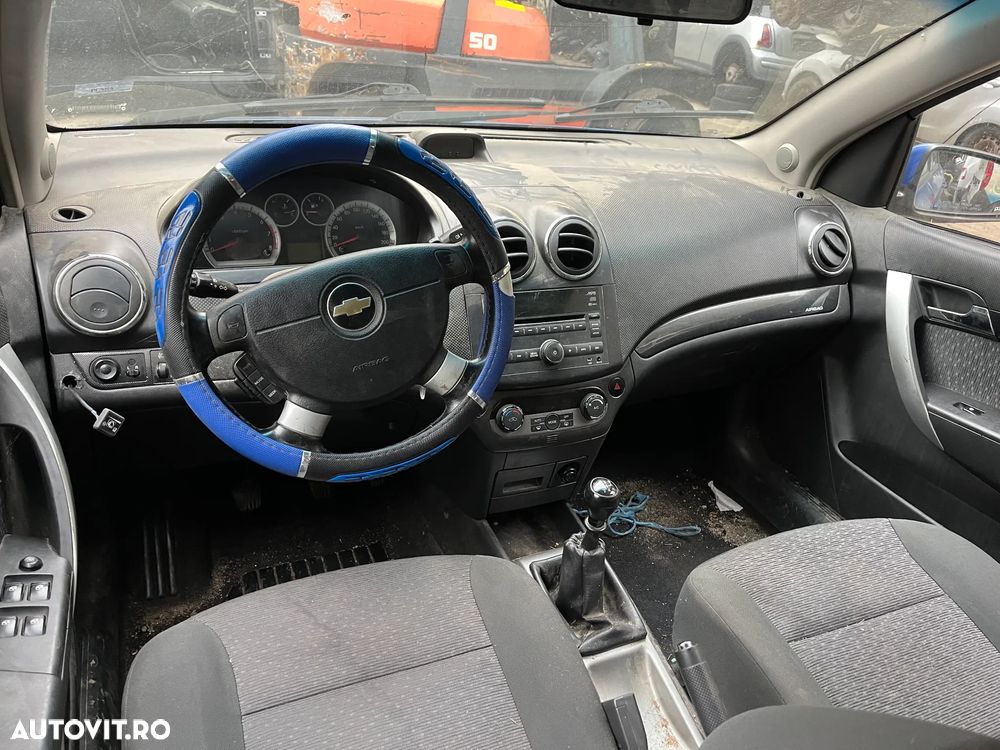 Dezmembrez Chevrolet Aveo 2009 albastru 1,4 benzina - 6