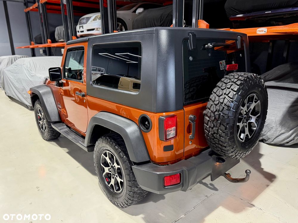 Jeep Wrangler 3.8 Sahara - 4