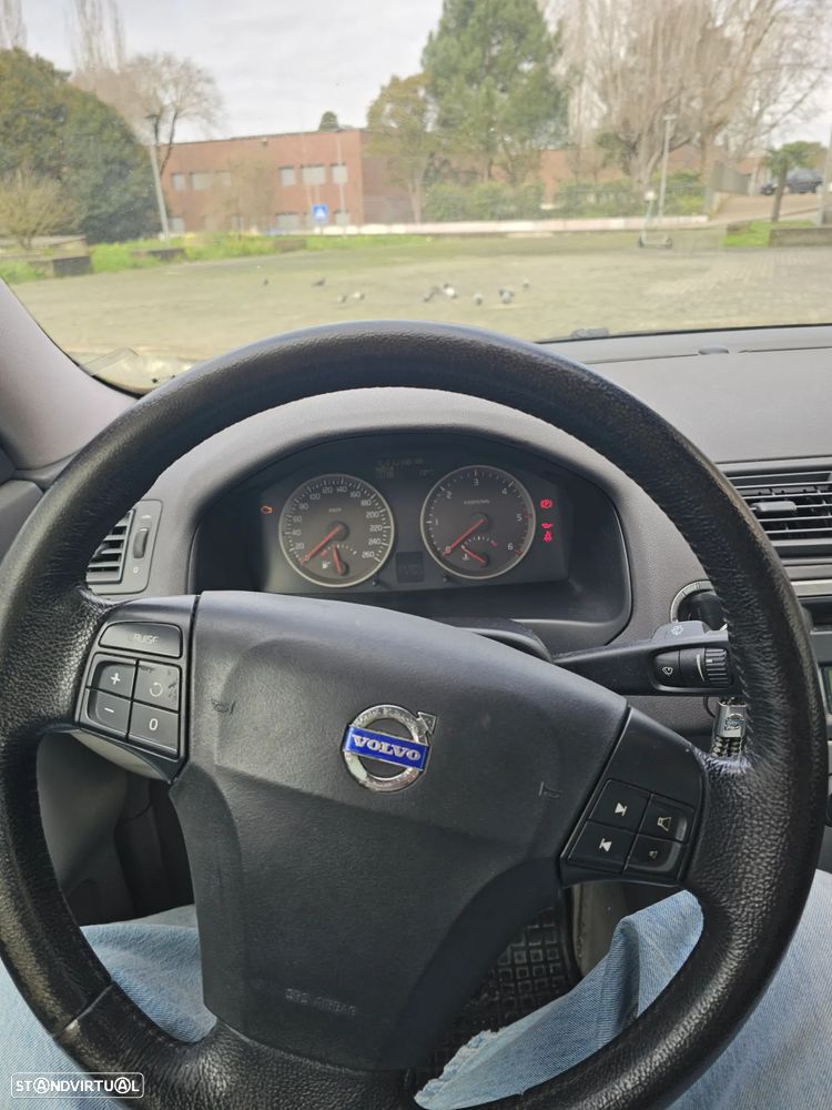 Volvo S40 1.6 D Nível 3 - 4