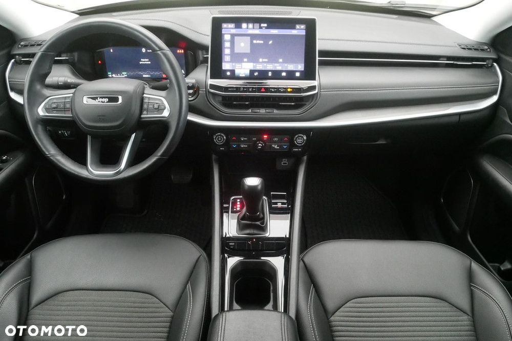 Jeep Compass - 8