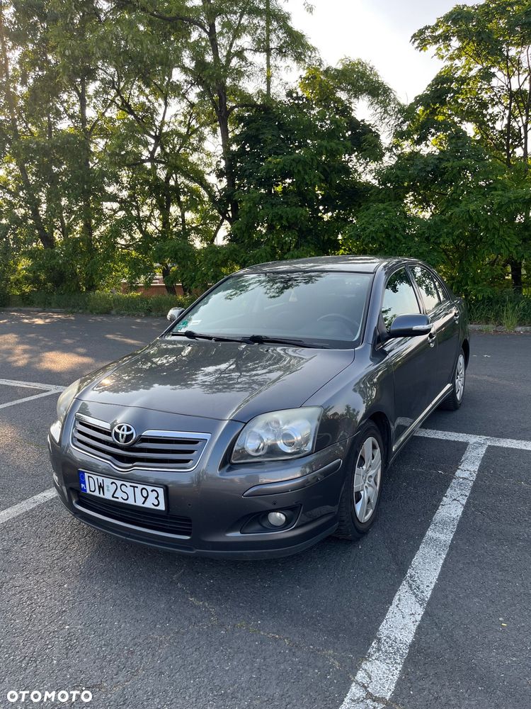 Toyota Avensis 2.0 D-4D Sol - 3