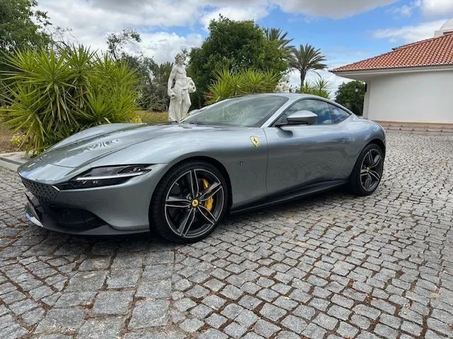 Usado Ferrari Roma 2021 - 265 000 EUR, 13 500 km - Standvirtual.com