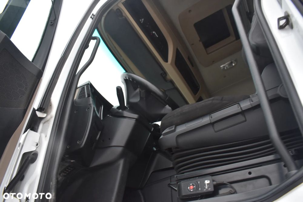 Mercedes-Benz Actros 1845 - 16