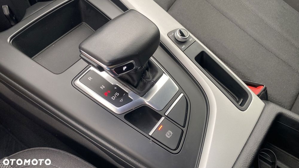 Audi A4 Avant 35 TDI mHEV S tronic - 18