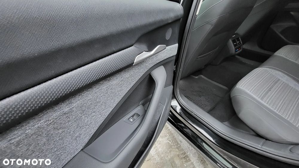 Skoda Superb 1.5 TSI mHEV Selection DSG - 30