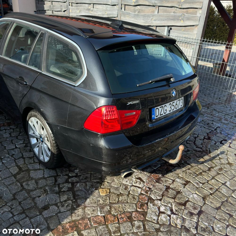 BMW Seria 3 320d Efficient Dynamics EU6 - 3