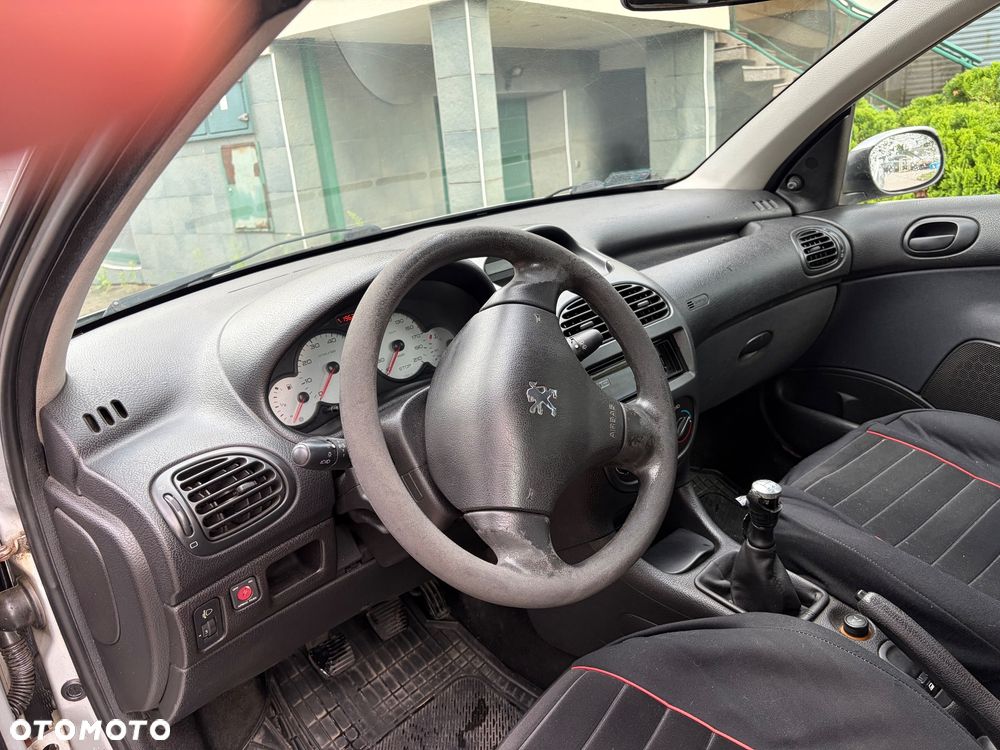 Peugeot 206 1.4 XR Presence - 7