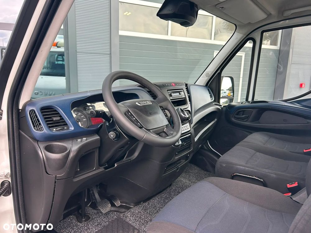 Iveco Daily 40C18 35C18 Hi-Matic 3.0 HPI Skrzynia 4,9m **KLIMA**NA BLIŹNIAKACH**Sprowadzony**2019R** - 9