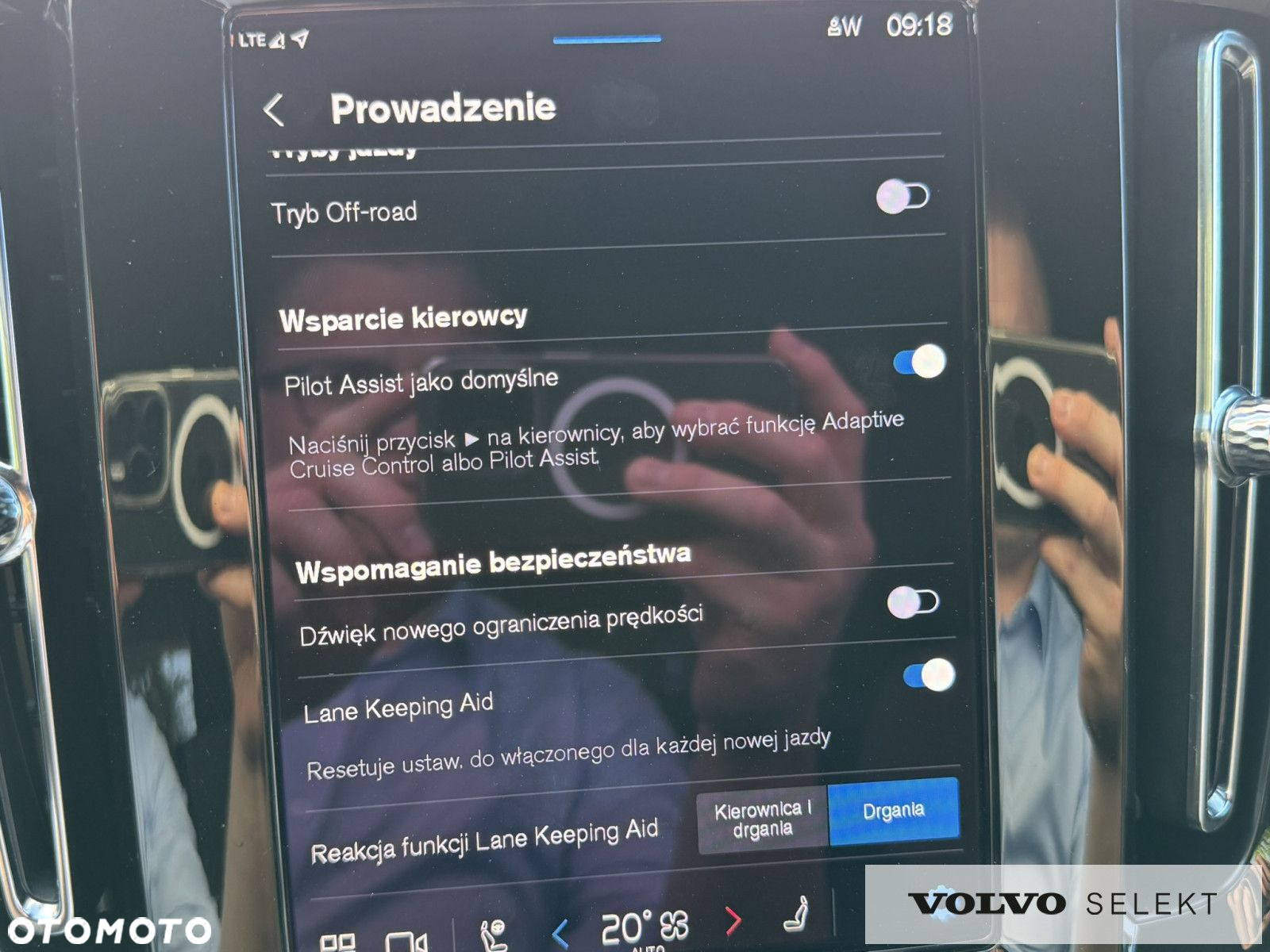 Volvo XC 40 B4 Core - 22