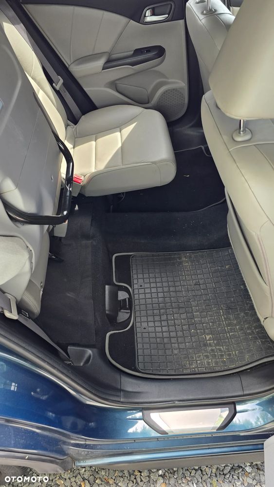 Honda Civic 1.8 Executive - 25