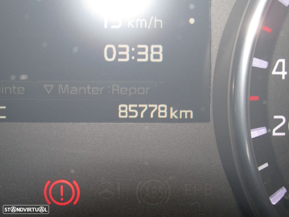 Kia Carens 1.7 CRDi ISG TX - 2