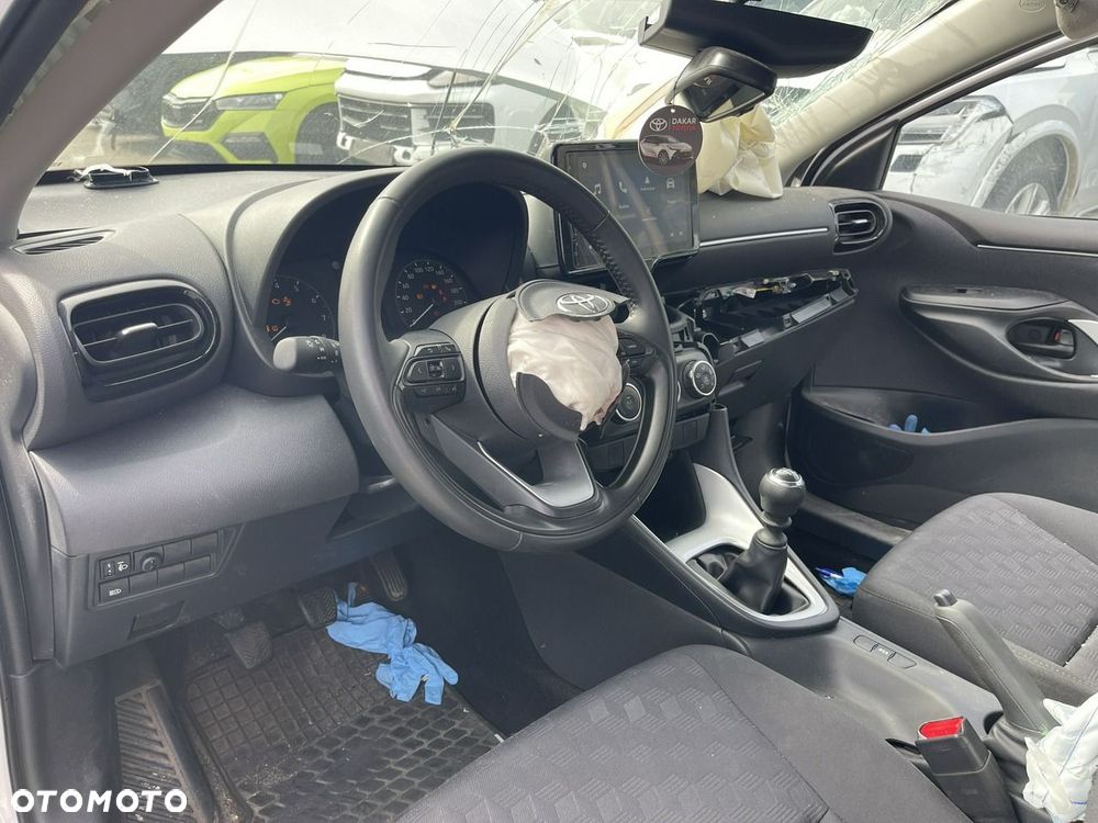 Toyota Yaris 1.5 Active - 11