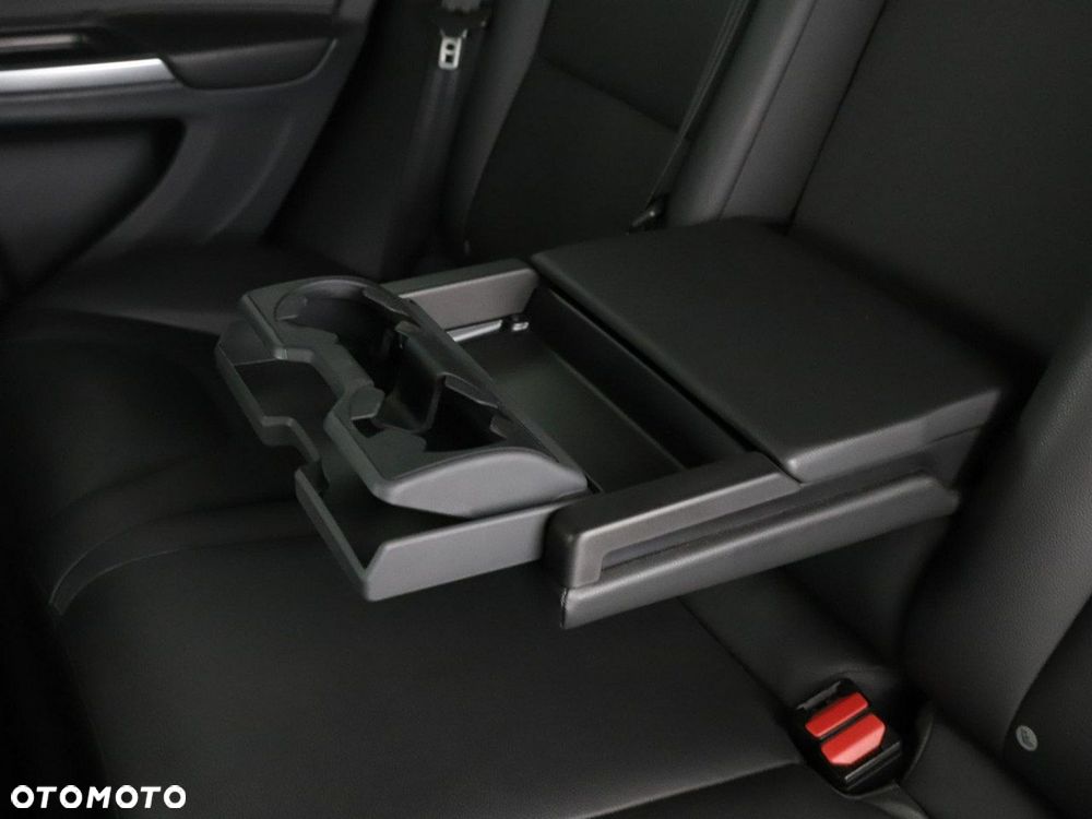 Volvo V60 Cross Country D3 Geartronic Pro - 33