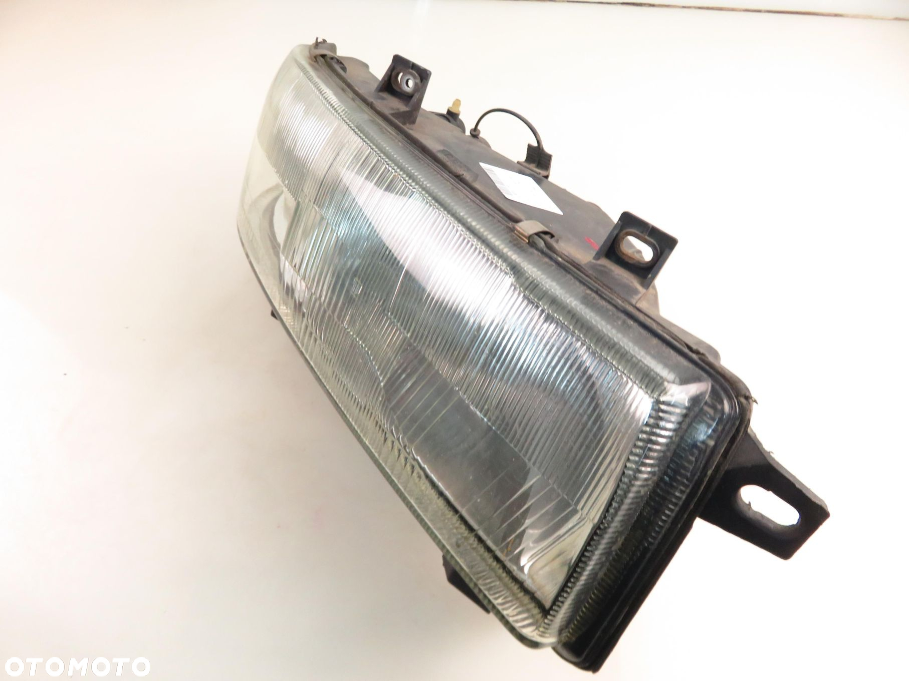 LAMPA PRAWA PRZEDNIA OPEL MOVANO A (X70) - 7