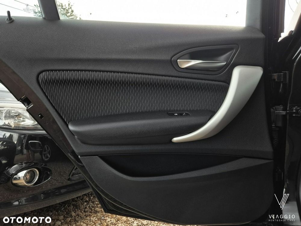 BMW Seria 1 118i Advantage - 23