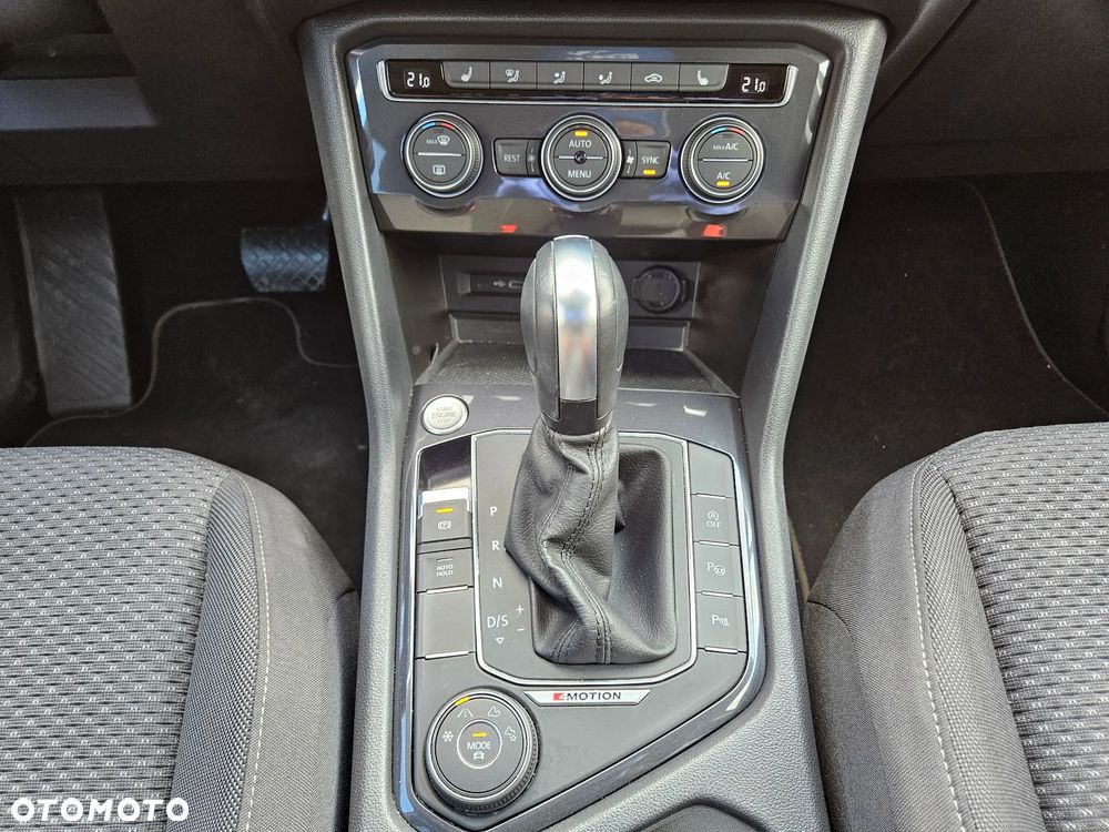 Volkswagen Tiguan Allspace 2.0 TSI 4Mot Comfortline DSG 7os - 17