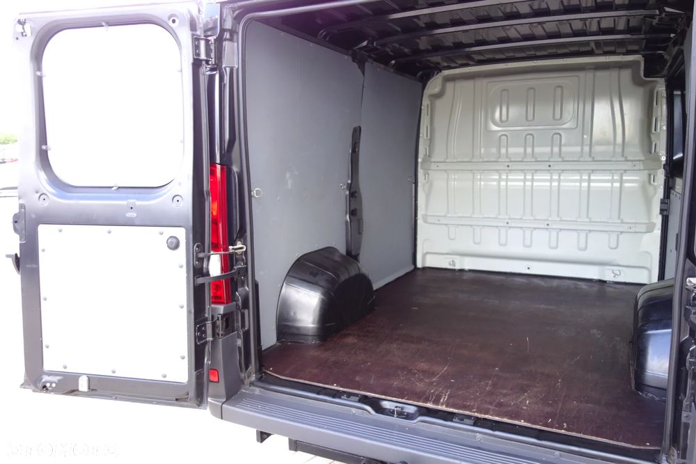 Fiat Ducato 2.3 Mjt 130 KM L1H1 Klima Webasto Ledy - 9