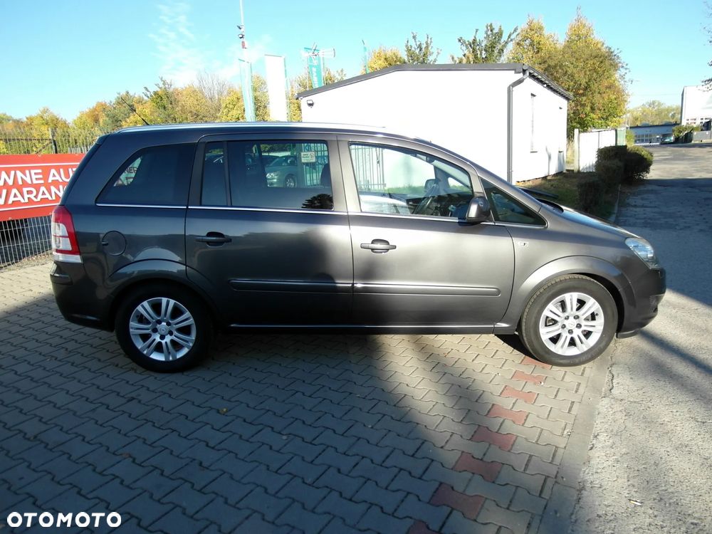 Opel Zafira 1.8 Innovation - 17