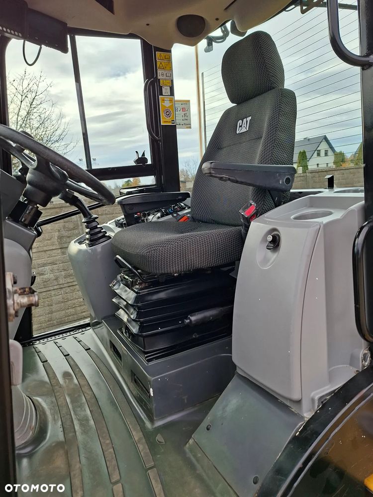 Caterpillar CAT 914 M - 31