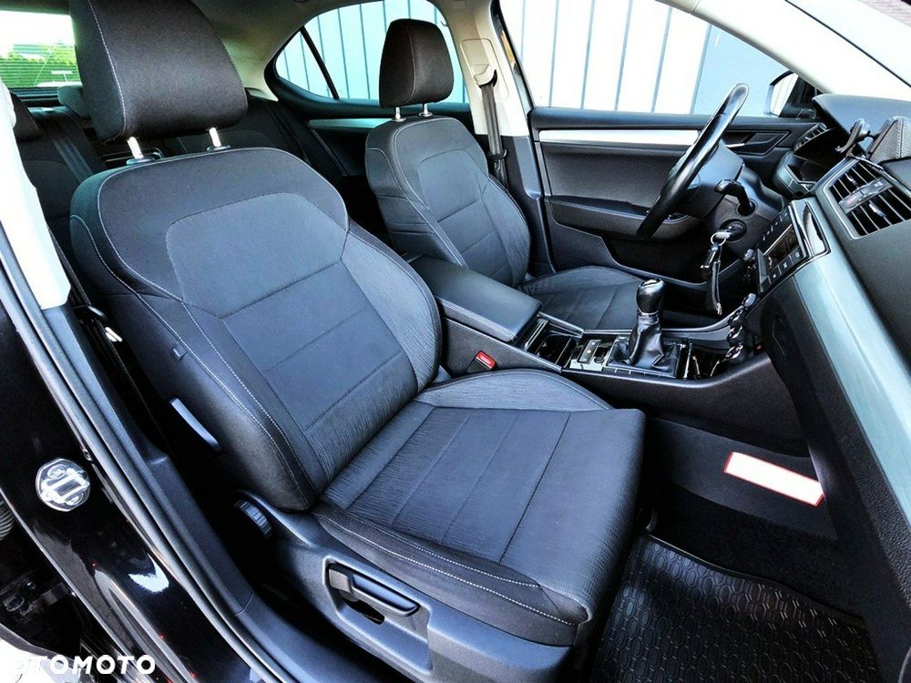 Skoda Superb 2.0 TDI Active - 26