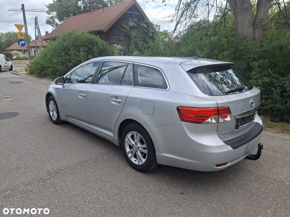 Toyota Avensis Touring Sports 1.8 Multidrive S Business Edition - 5