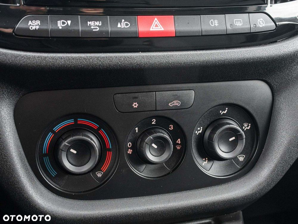 Fiat Doblo - 17