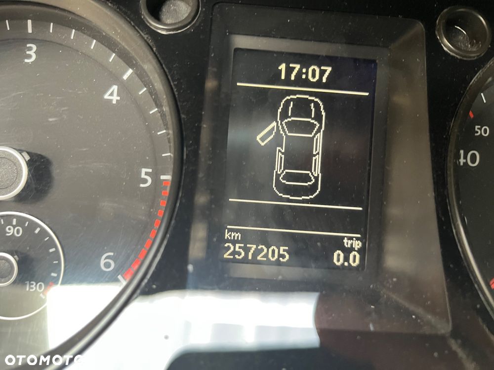 Volkswagen Passat 2.0 TDI DPF Comfortline DSG - 14
