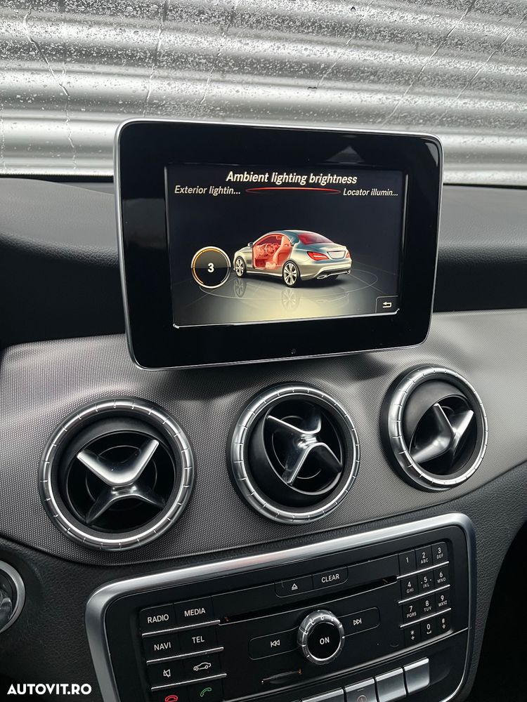 Mercedes-Benz CLA 200 d AMG Line - 15