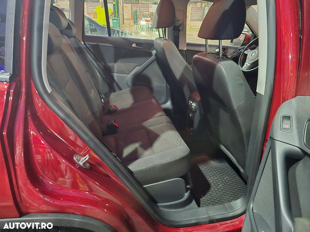 Volkswagen Tiguan 2.0 TDI 4Motion Track & Field - 11