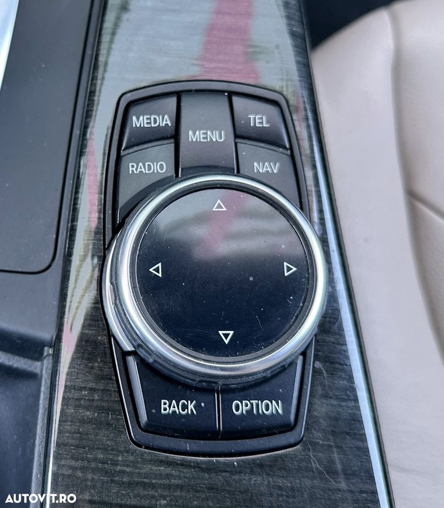 BMW Seria 3 320d Aut. - 20