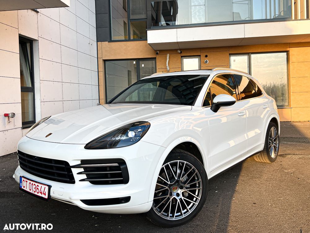 Porsche Cayenne - 2