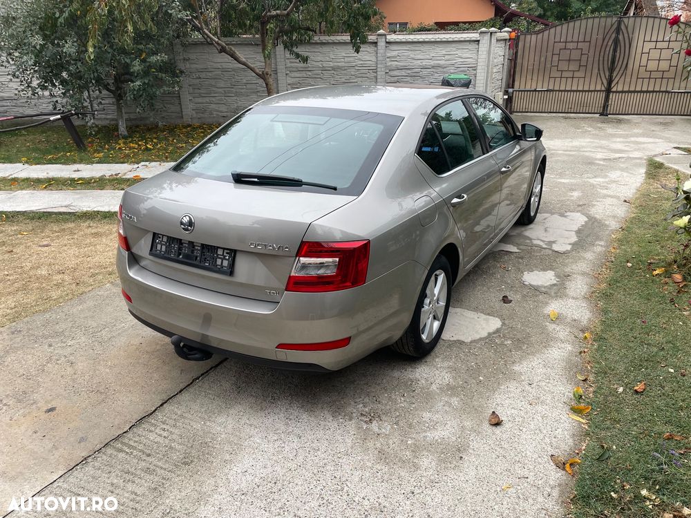 Skoda Octavia - 6