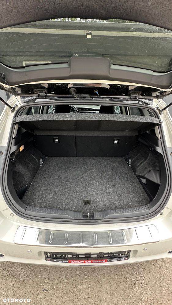 Toyota Auris - 13