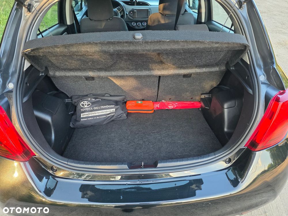 Toyota Yaris 1.0 Premium EU6 - 17