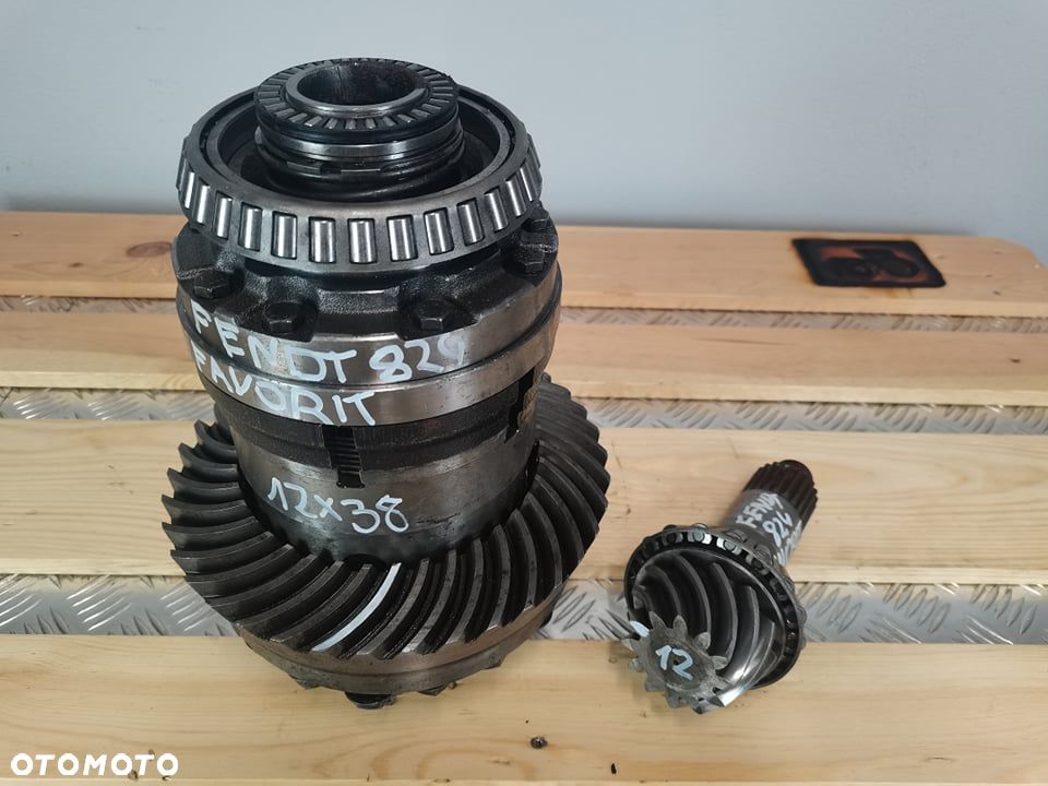 Fendt 824 Turboshift {Dyferencjał 12X38} - 1