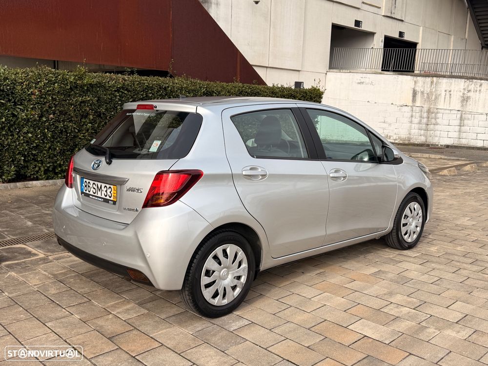 Toyota Yaris 1.5 HSD Active - 5