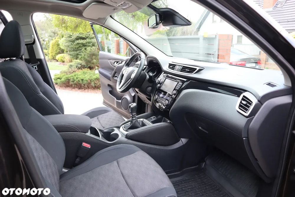 Nissan Qashqai 1.2 DIG-T N-Connecta - 10