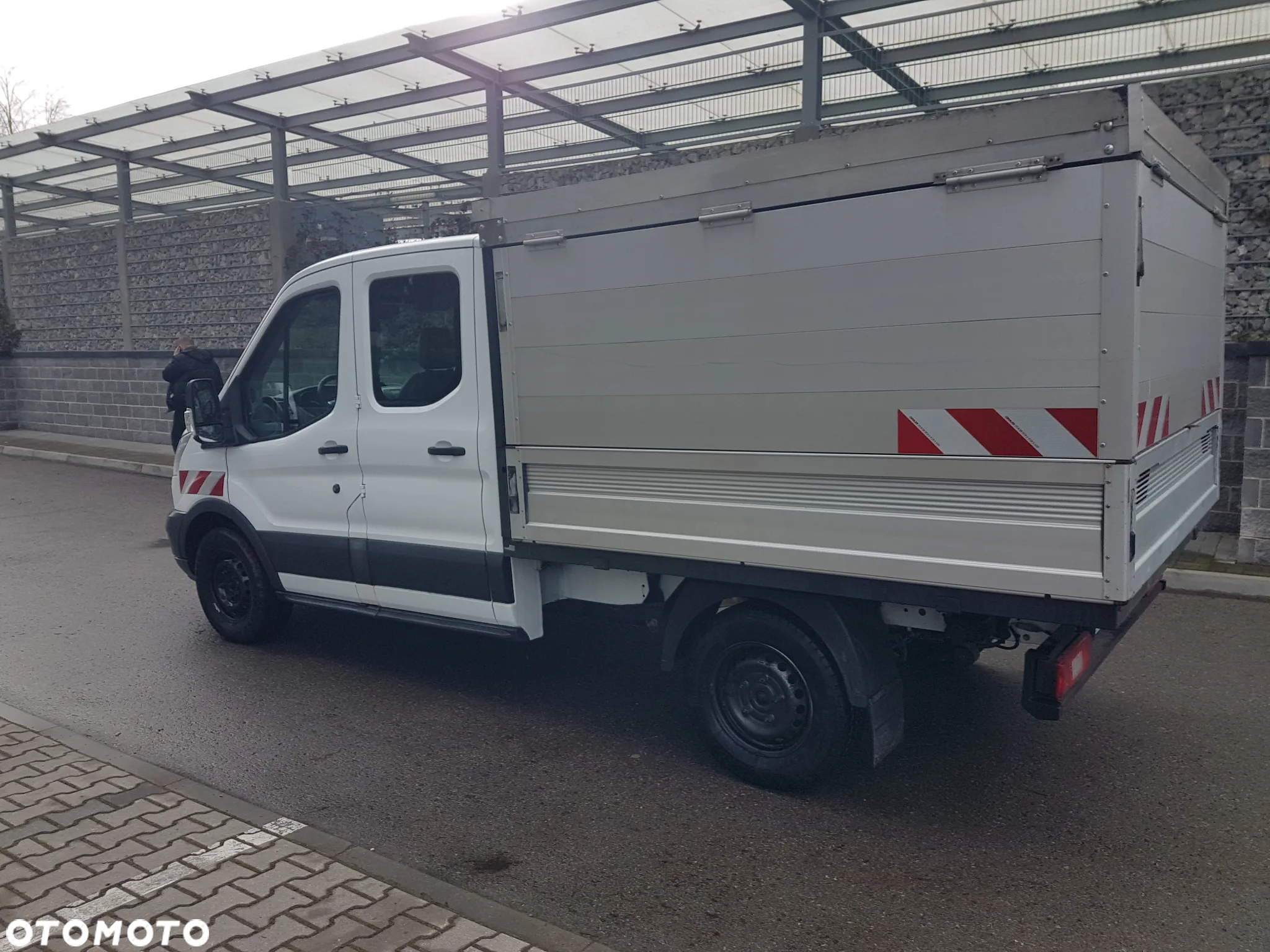 Ford Transit - 9