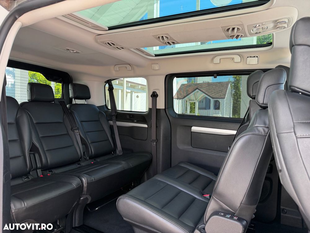 Peugeot Traveller e-Traveller L2 100kW - Baterie 75kWH Business VIP - 24
